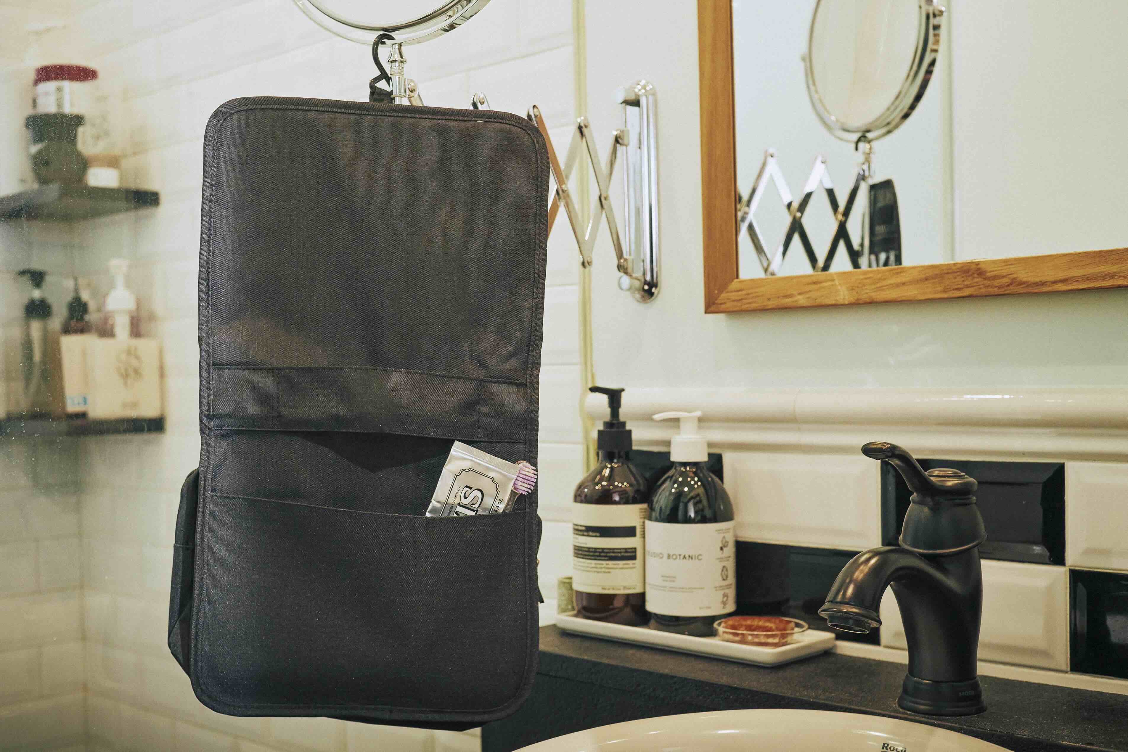 Docklands Toiletry Bag