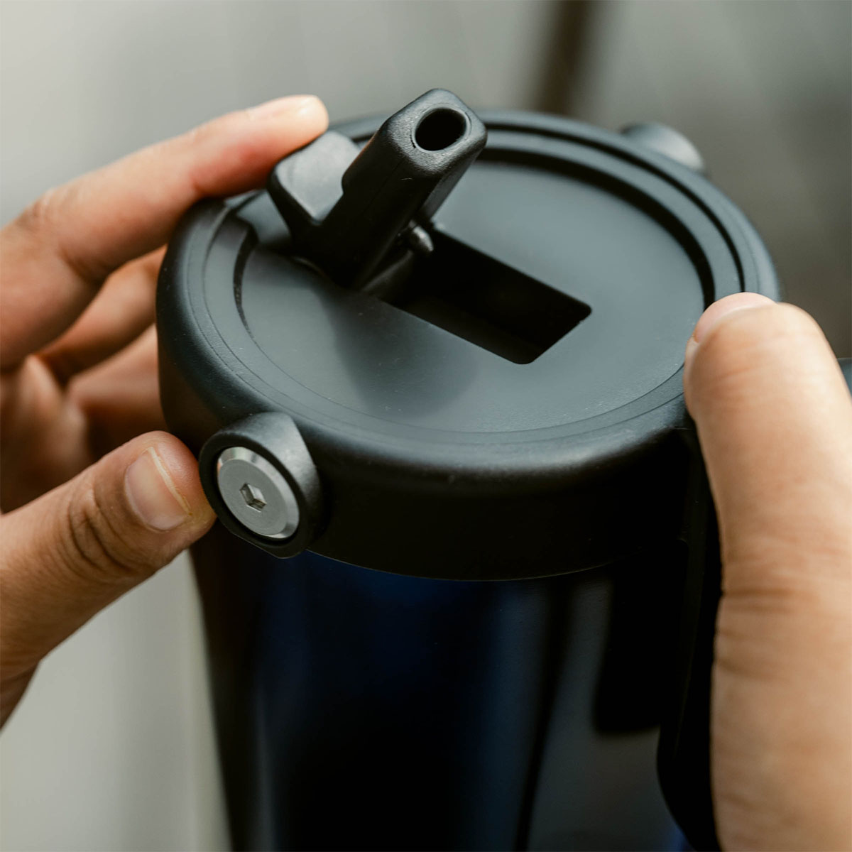 Explorer Drinking Mug with Straw